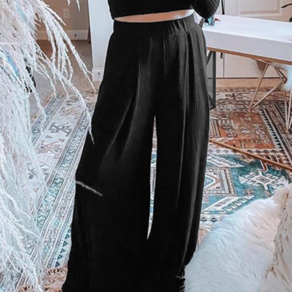 2-pc Loungewear Top/Wide Leg Pant - Picture 2 of 11